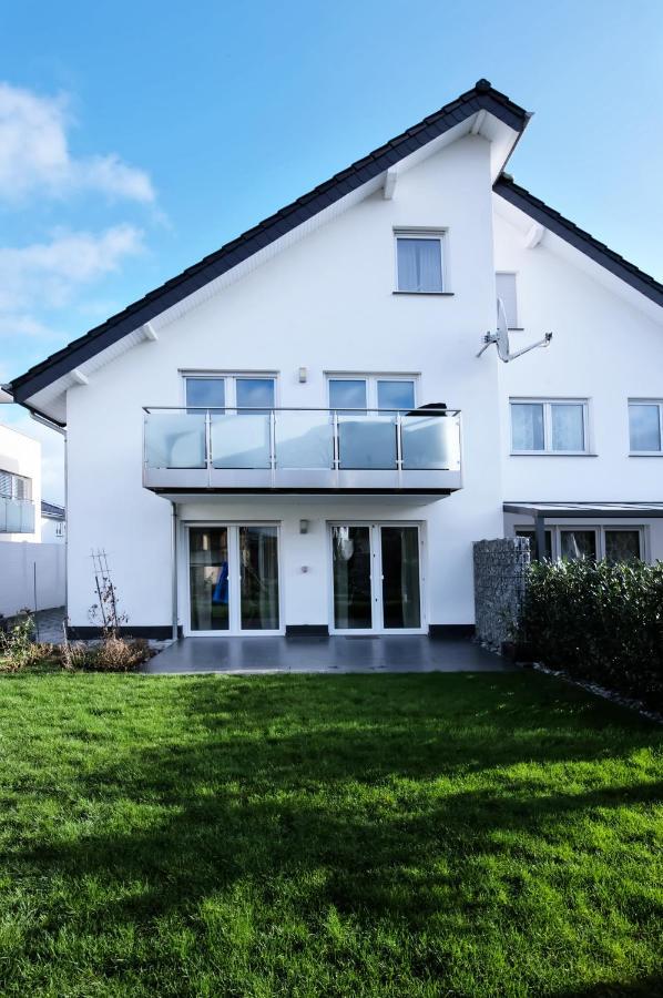 Modern Wohnen I Smart Tv I Terrasse I 2X Parkplatz I 2 Schlafzimmer I 6 Schlafplaetze Bad Oeynhausen Exteriér fotografie